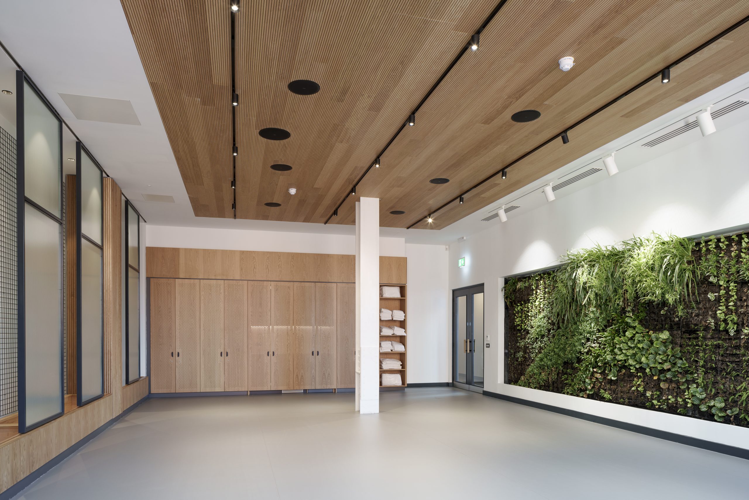 Fit Out Spa Changing Rooms